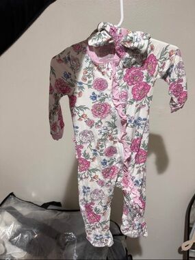 Floral Ruffle-Trim Pajama Set - Pink Floral